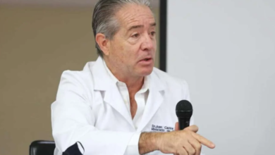 Photo of Ministro de Salud renuncia al cargo en medio del plan de vacunación por la pandemia
